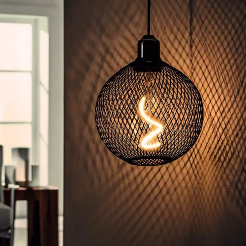 11707 nagyméretű G125-ös E27 designer LED izzó fekete rácsos textúrával és 1800K extra meleg fénnyel