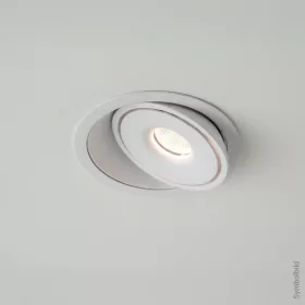 15W-os prémium billenthető LED lámpa CRI90-es színvisszaadással és irányítható fejjel, Fehér színű
