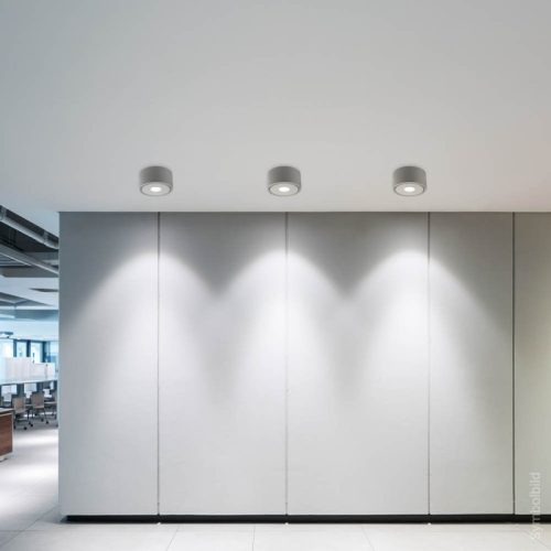 Prémium Falon Kívüli Billenthető LED Spotlámpa, 20W, 2000lm, 24°, CCT, Fehér – Élethű Színek (CRI90) és Irányítható Fény