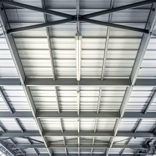 Optonica 150 cm-es por- és páramentes dupla lámpatest raktárakba (üres ház)