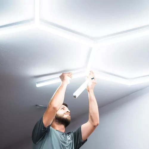 44 cm-es LED fénysáv elem egyedi hexagon design világítás építéséhez