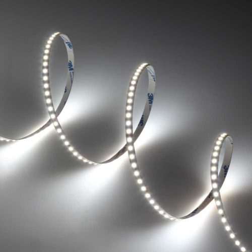 High Lumen LED szalag 126LED/m 10W/m 24V 2835 hideg fehér PI20