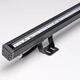 Optonica 1 méter hosszú fekete RGBW kültéri DMX LED falsúroló (Wall Washer) IP66 védelemmel