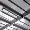 150W-os, lineáris, IP65 és IK08 védettségű LED ipari csarnokvilágító lámpatest, hideg fényű, nagy teljesítményű