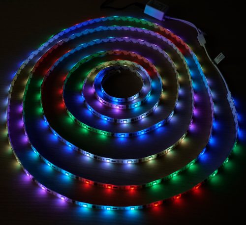 Avide 5 méteres digitális RGB LED szalag szett távirányítóval és adapterrel