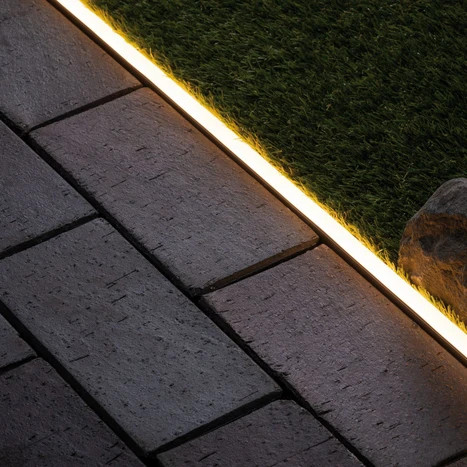 Burkolatváltó LED profil lépésálló opál fedővel, eloxált alumínium (16x12.7mm) F6