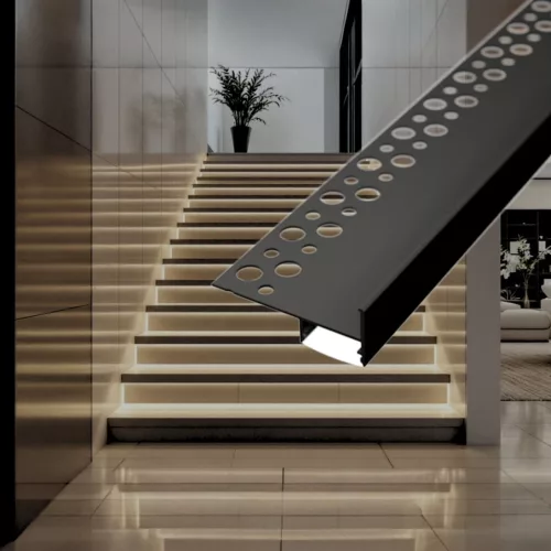TILE-EDGE lépcsőprofil beépítési rajza: a rögzítőszár a csemperagasztóban, a LED lefelé világít, Fekete színben