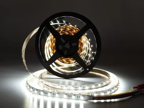 FullColor RGB CCT LED szalag beltéri 24W/m 60LED/m 24V