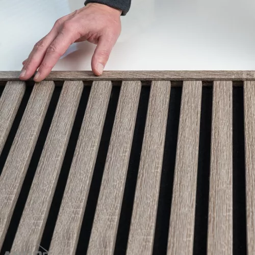 Záróelem fa hatású hangszigetelő filc lamella falburkolathoz (260cmx2cmx1,5 cm) - szürke tölgy