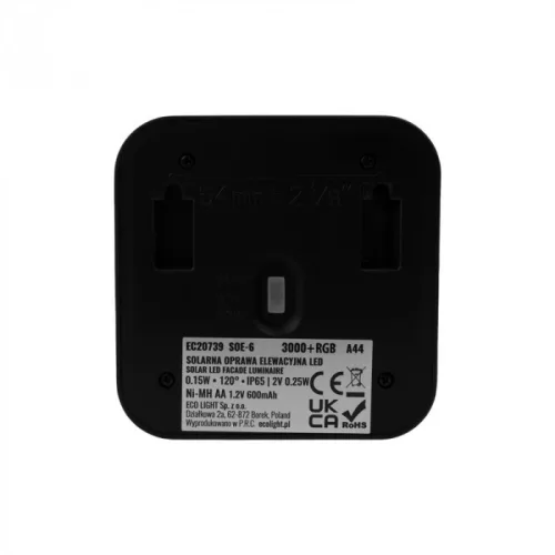 RGBW napelemes fali lámpa 8,5x8,5cm 600mAh beépített akkumulátorral