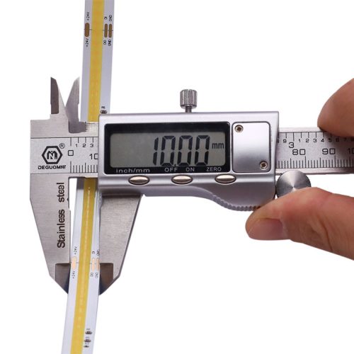 Prémium COB Digital CCT LED szalag, ami pontmentes, dinamikusan mozgó és szabályozható színhőmérsékletű fehér fényt ad.