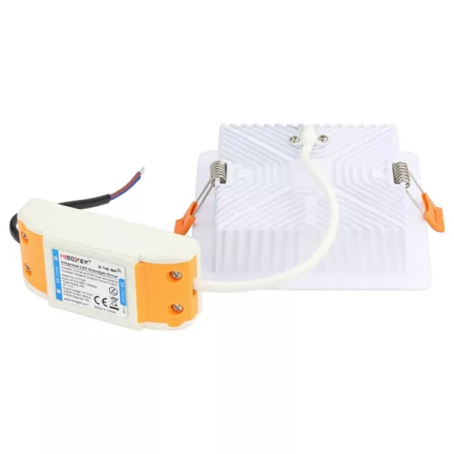MiBoxer 9W-os süllyesztett RGB+CCT LED lámpa színes és állítható fehér fénnyel, dimmelhető