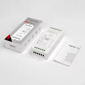 MiLight / MiBoxer 2 az 1-ben LED szalag vezérlő max. 960W teljesítménnyel, Egyszínű és CCT szalagokhoz.