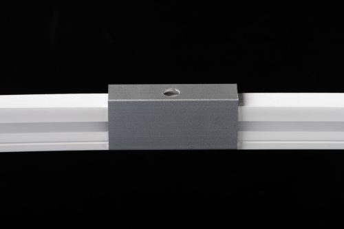 Hajlítható RGB Neon Flex LED szalag, ami homogén, pontmentes fényt ad egyedi feliratokhoz