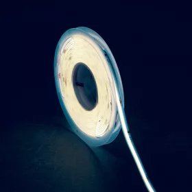 Kanlux LCOB vízálló IP65 digitális futófényes COB LED szalag hideg fehér fénnyel tekercsen