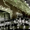LED-es fényfüggöny 30m 900 LED Hideg fehér 8 fényprogram