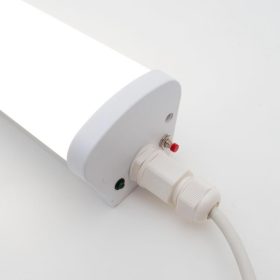   Por-és páramentes lineáris lámpa vészvilágító funkcióval 120cm 40W 4000K 5800lm sorolható