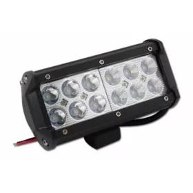 Masszív LED reflektor munkagépekhez – 36W – IP67 védelem – hidegfehér fény