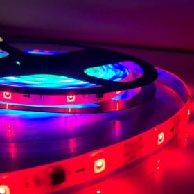   Beltéri digitális LED szalag szett 10 méter RGB (távirányító+vezérlő+adapter)