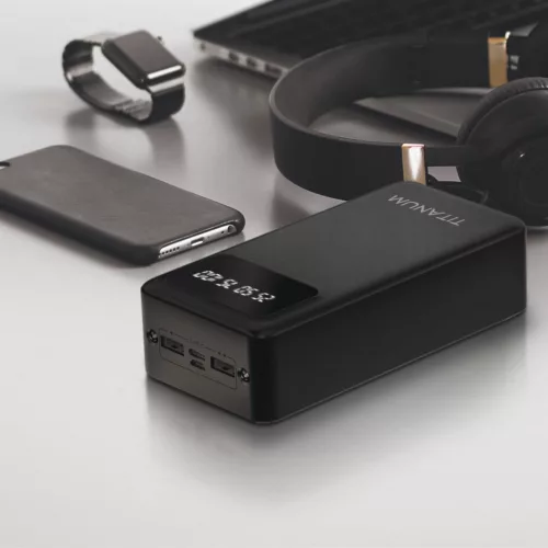 TITANIUM 30000mAh Power bank kijelzővel Fekete