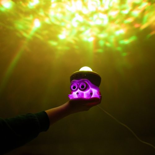 Cuki polip formájú Ecolight RGB hangulatfény projektor és Bluetooth hangszóró