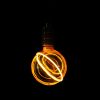 Látványos, G130-as (13cm) méretű, borostyánszínű vintage filament LED izzó