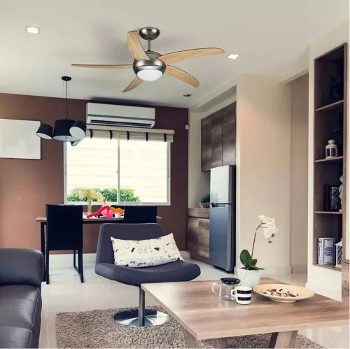 Lámpa és ventilátor egyben – V-TAC – távirányítós – 5 lapáttal