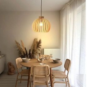   Skandináv stílusú tömör fa függeszték E27 foglalattal 33cm