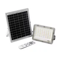 Napelemes LED reflektor