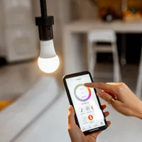 Okos LED izzó