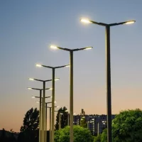 Hálózati utcai LED lámpa