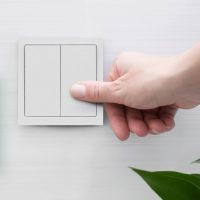 Kapcsolók, dugaljak